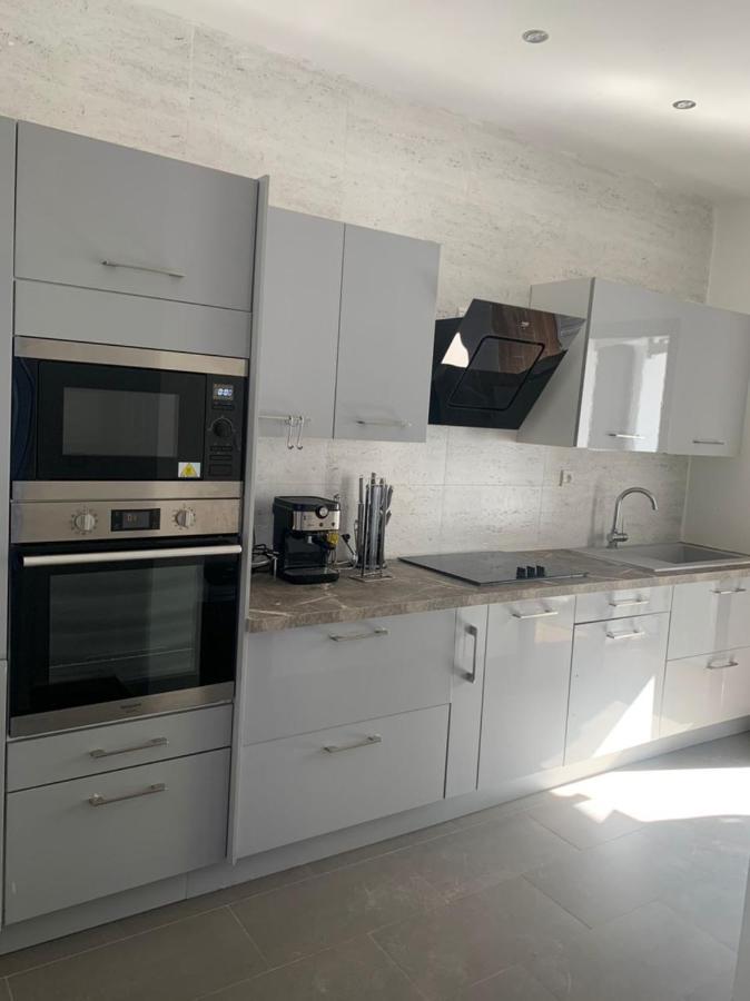 Appartement De Luxe Meuble A Louer - Dakar Pres Des Almadies 3 Ch/ 3 Sdb Екстериор снимка