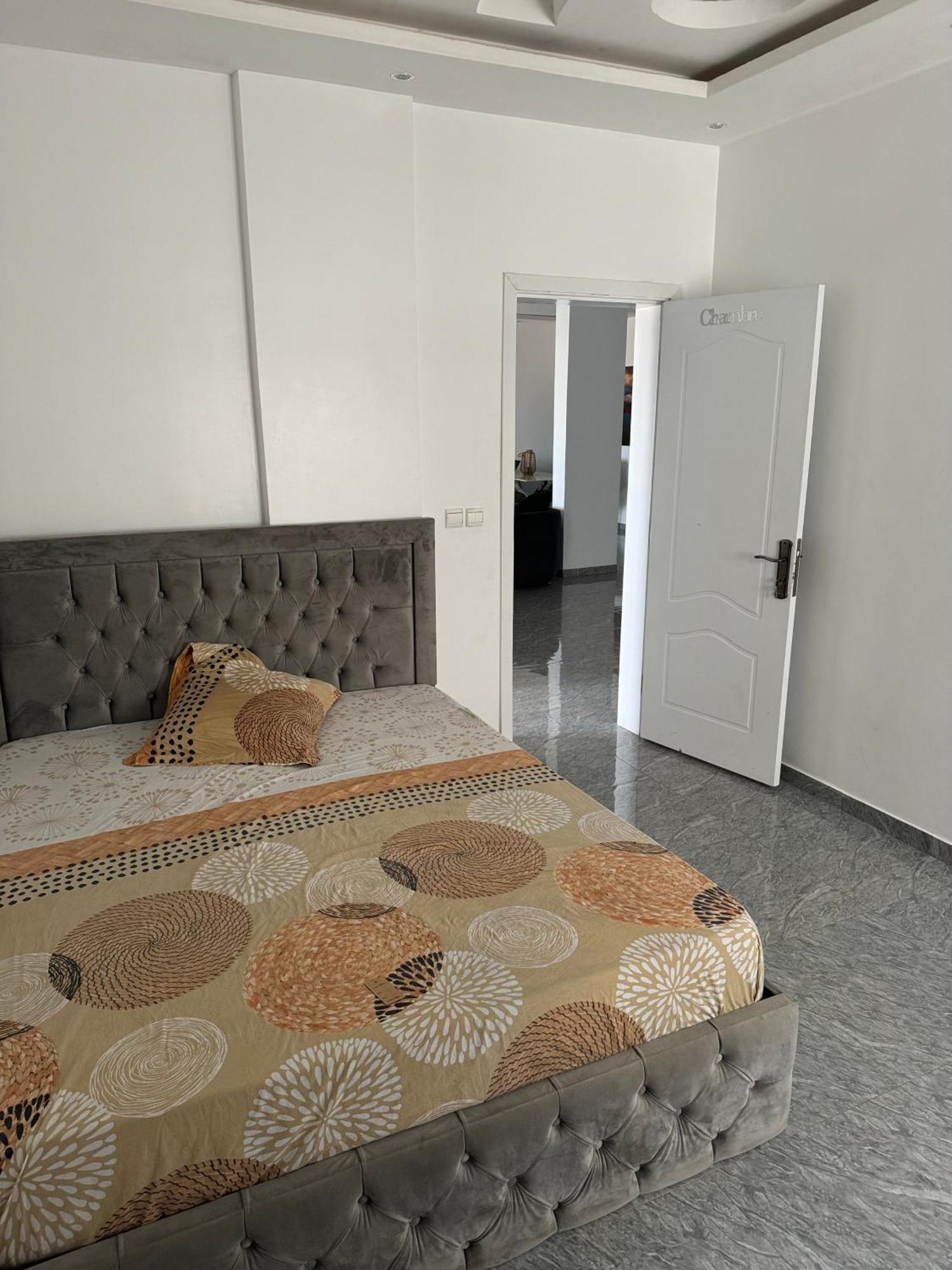 Appartement De Luxe Meuble A Louer - Dakar Pres Des Almadies 3 Ch/ 3 Sdb Екстериор снимка