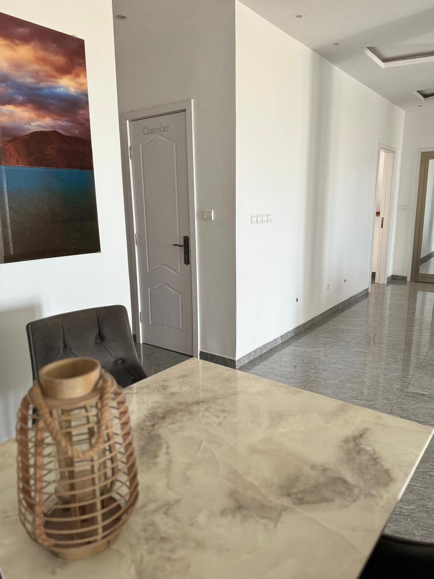 Appartement De Luxe Meuble A Louer - Dakar Pres Des Almadies 3 Ch/ 3 Sdb Екстериор снимка
